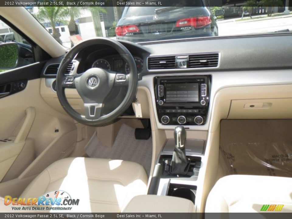 2012 Volkswagen Passat 2.5L SE Black / Cornsilk Beige Photo #12