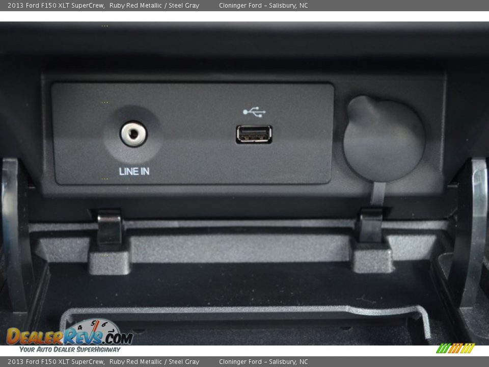 2013 Ford F150 XLT SuperCrew Ruby Red Metallic / Steel Gray Photo #36