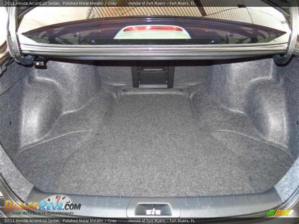 2011 Honda Accord LX Sedan Polished Metal Metallic / Gray Photo #5