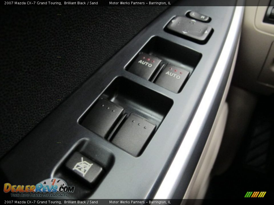 2007 Mazda CX-7 Grand Touring Brilliant Black / Sand Photo #33