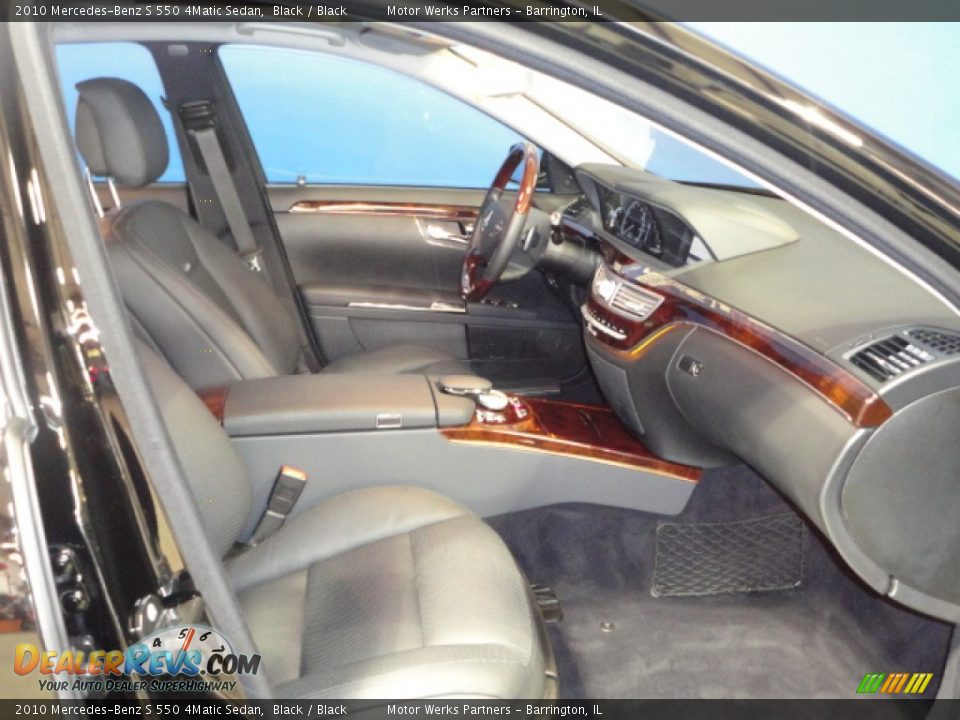2010 Mercedes-Benz S 550 4Matic Sedan Black / Black Photo #21