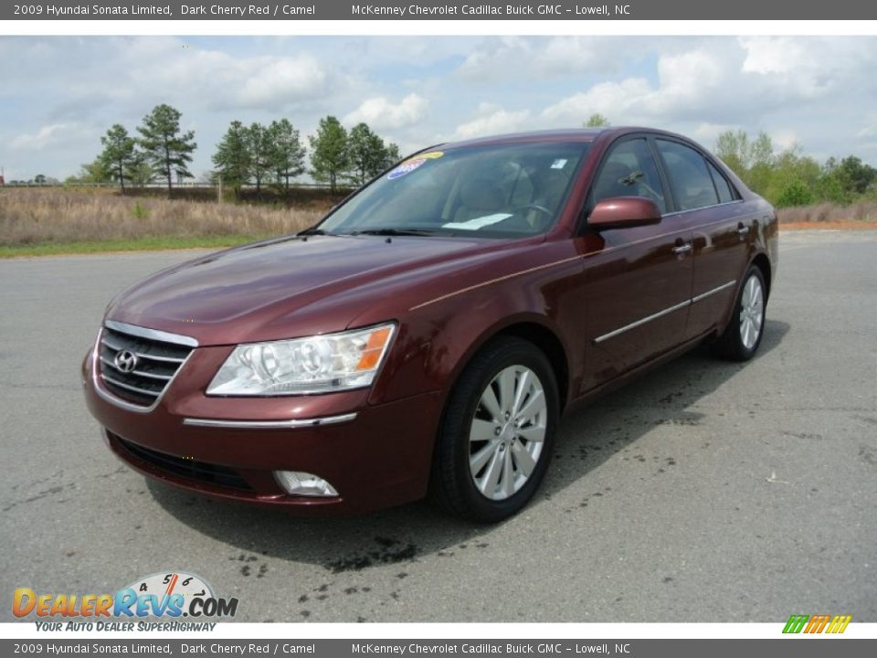 Front 3/4 View of 2009 Hyundai Sonata Limited Photo #1