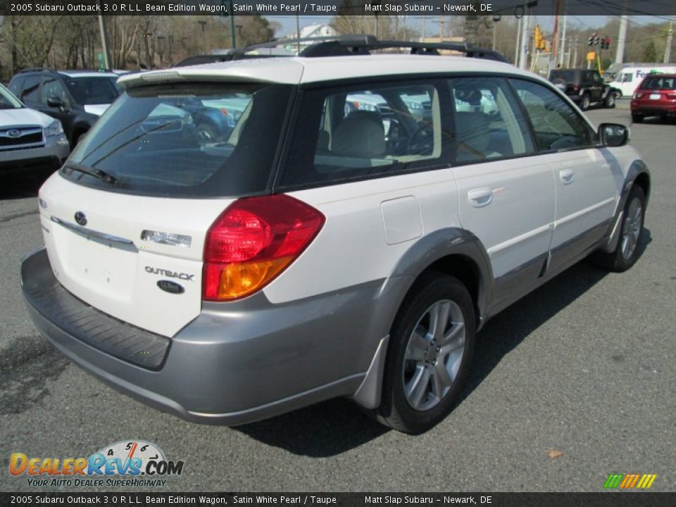 2005 Subaru Outback 3.0 R L.L. Bean Edition Wagon Satin White Pearl / Taupe Photo #6
