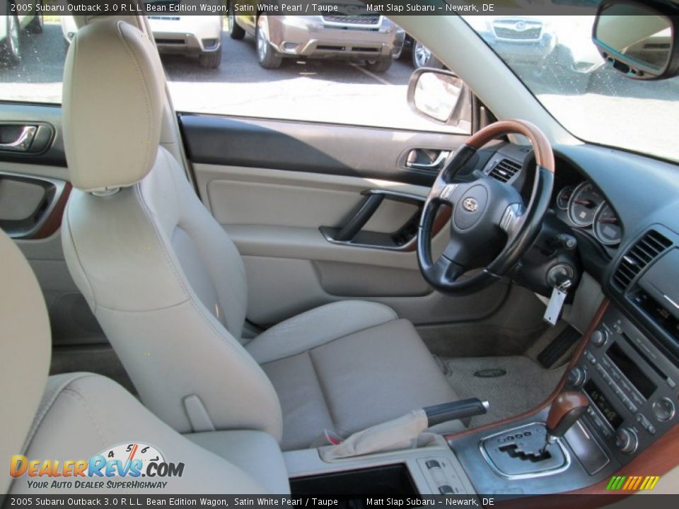 2005 Subaru Outback 3.0 R L.L. Bean Edition Wagon Satin White Pearl / Taupe Photo #14