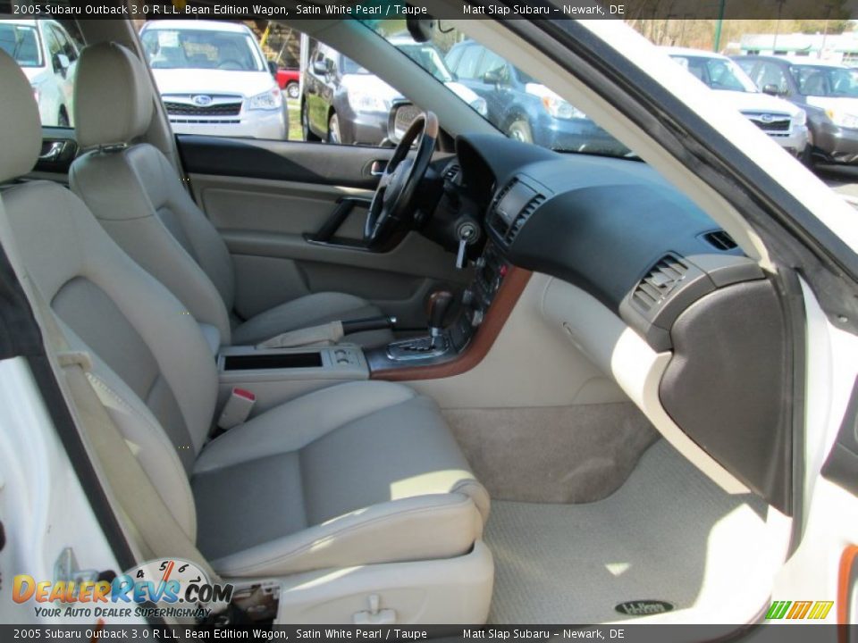 2005 Subaru Outback 3.0 R L.L. Bean Edition Wagon Satin White Pearl / Taupe Photo #15