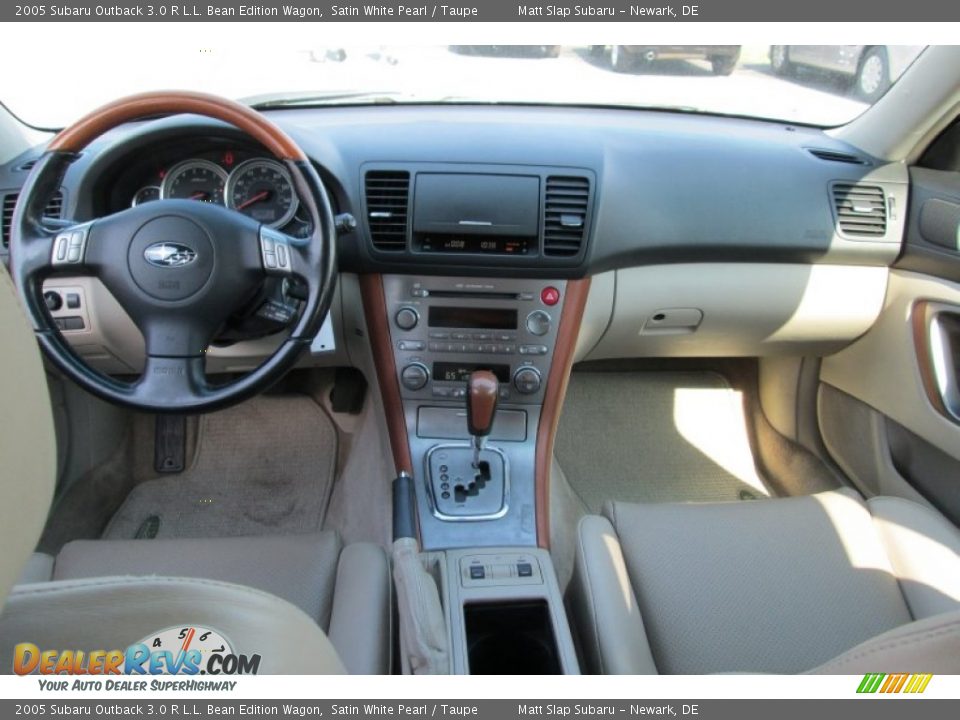 2005 Subaru Outback 3.0 R L.L. Bean Edition Wagon Satin White Pearl / Taupe Photo #19
