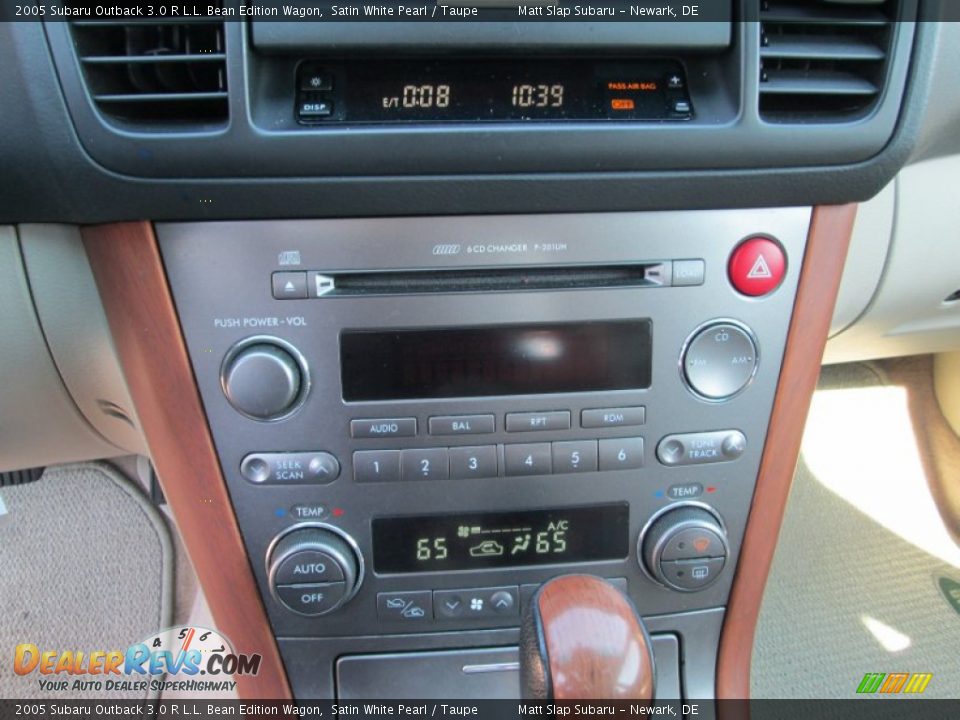 2005 Subaru Outback 3.0 R L.L. Bean Edition Wagon Satin White Pearl / Taupe Photo #21