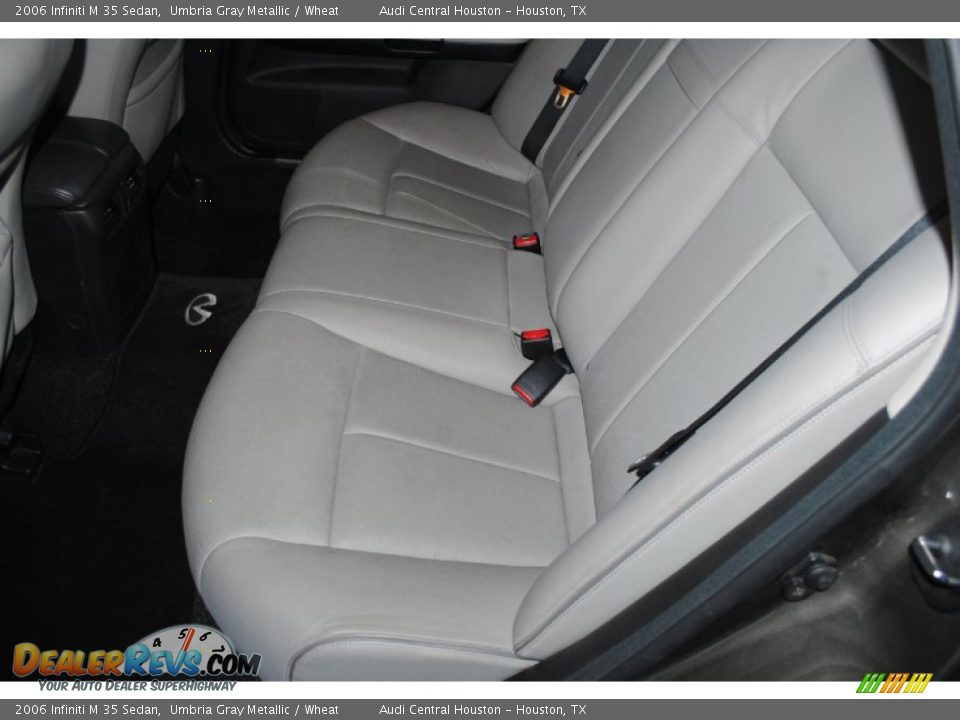 2006 Infiniti M 35 Sedan Umbria Gray Metallic / Wheat Photo #30