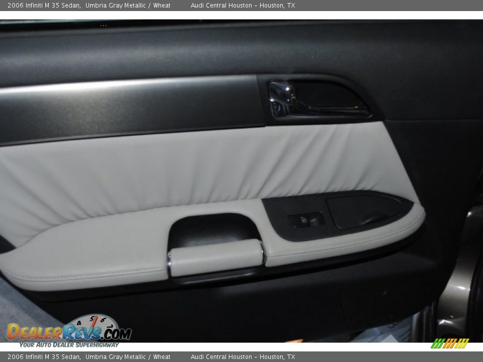 2006 Infiniti M 35 Sedan Umbria Gray Metallic / Wheat Photo #31