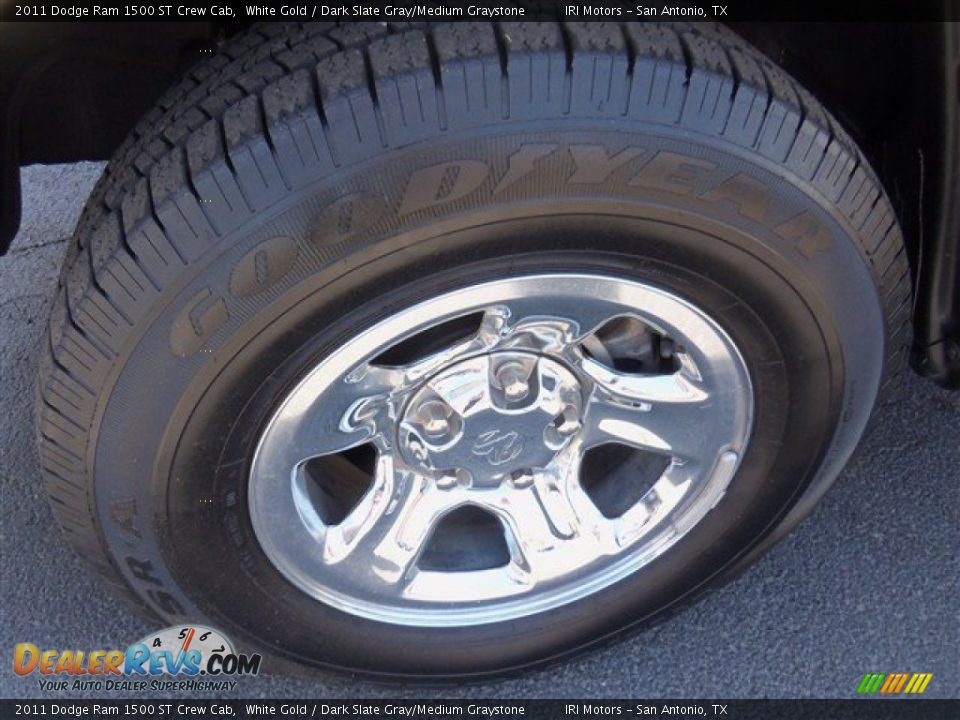 2011 Dodge Ram 1500 ST Crew Cab White Gold / Dark Slate Gray/Medium Graystone Photo #3