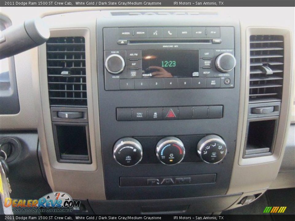 2011 Dodge Ram 1500 ST Crew Cab White Gold / Dark Slate Gray/Medium Graystone Photo #14
