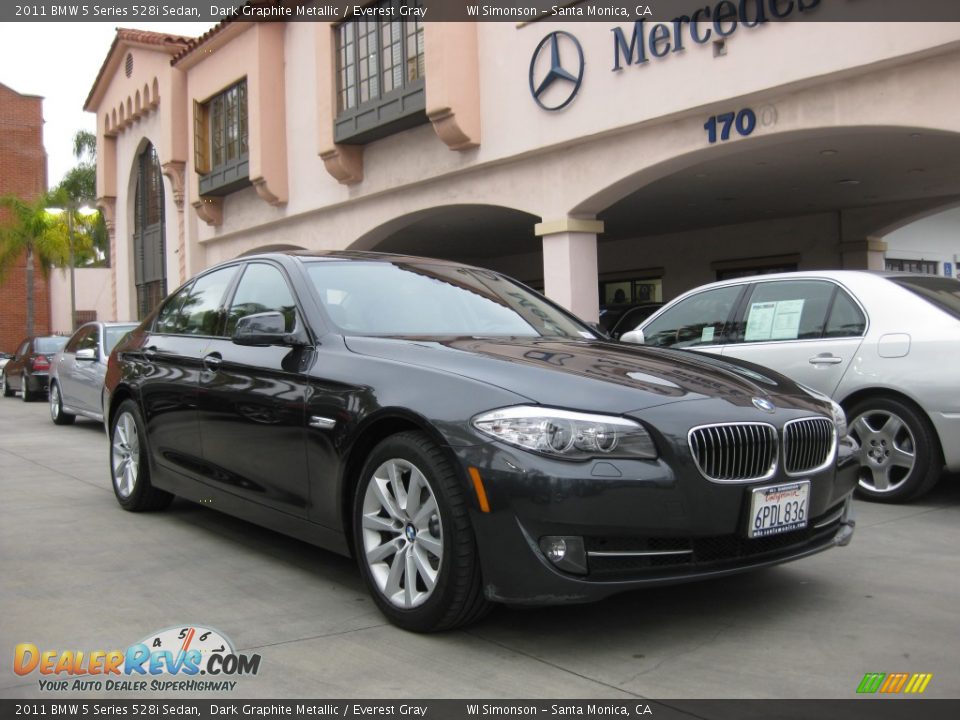 2011 BMW 5 Series 528i Sedan Dark Graphite Metallic / Everest Gray Photo #1
