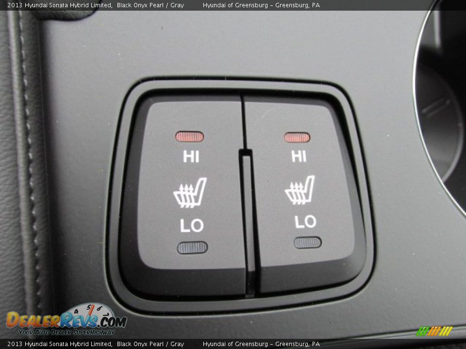 Controls of 2013 Hyundai Sonata Hybrid Limited Photo #18