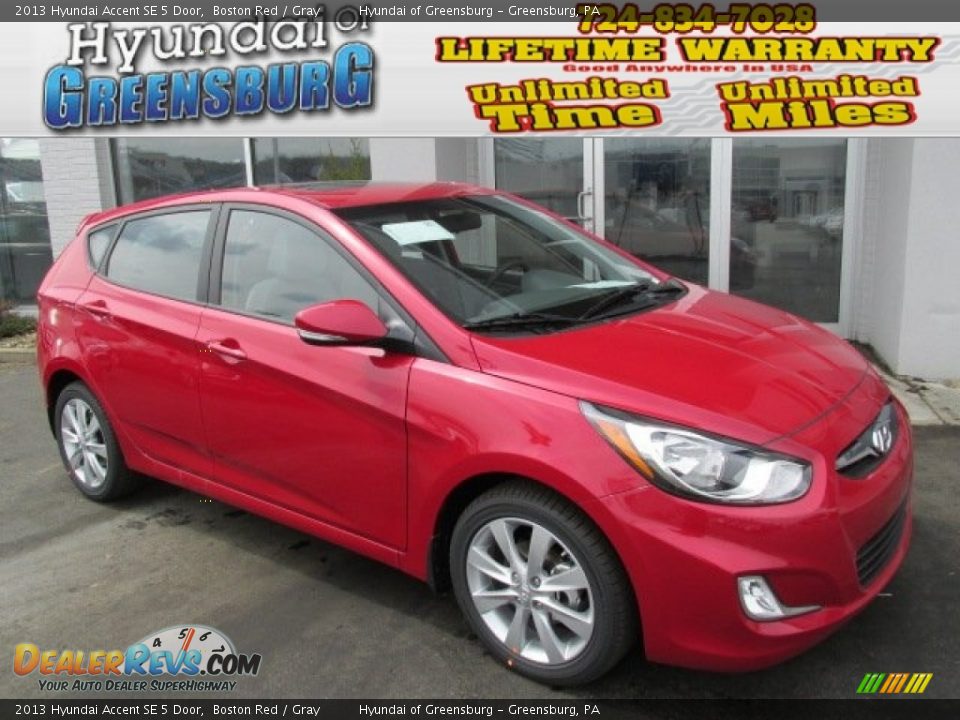 2013 Hyundai Accent SE 5 Door Boston Red / Gray Photo #1