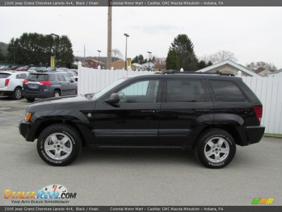 2006 Jeep Grand Cherokee Laredo 4x4 Black / Khaki Photo #2