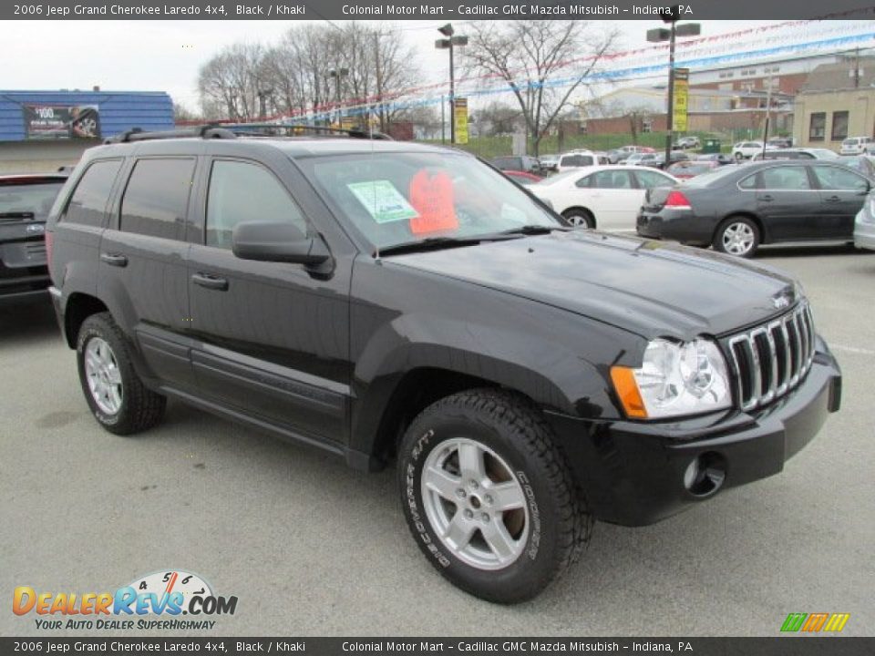 2006 Jeep Grand Cherokee Laredo 4x4 Black / Khaki Photo #6