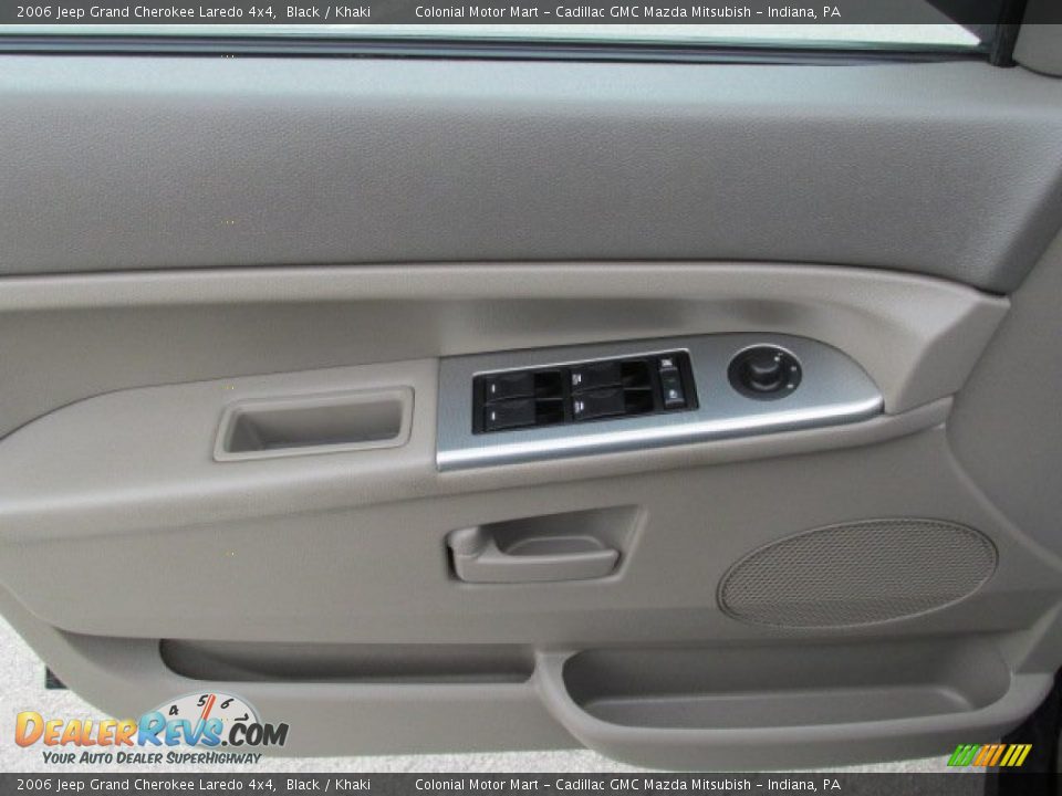 2006 Jeep Grand Cherokee Laredo 4x4 Black / Khaki Photo #14