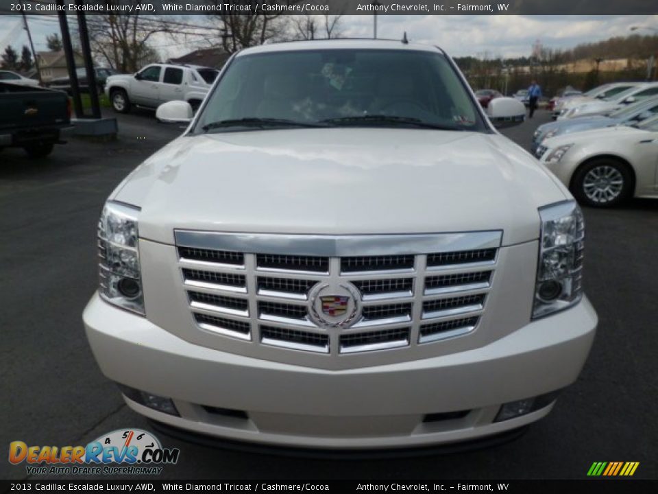 2013 Cadillac Escalade Luxury AWD White Diamond Tricoat / Cashmere/Cocoa Photo #2