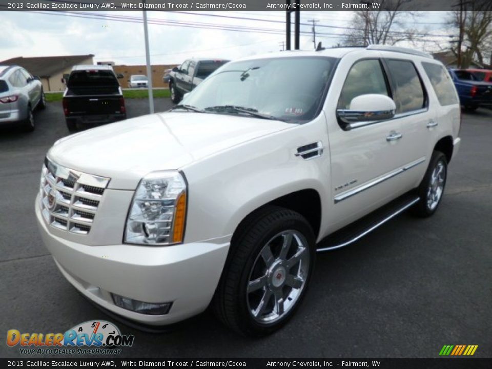 2013 Cadillac Escalade Luxury AWD White Diamond Tricoat / Cashmere/Cocoa Photo #3