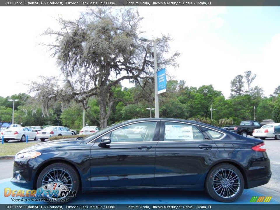 2013 Ford Fusion SE 1.6 EcoBoost Tuxedo Black Metallic / Dune Photo #2