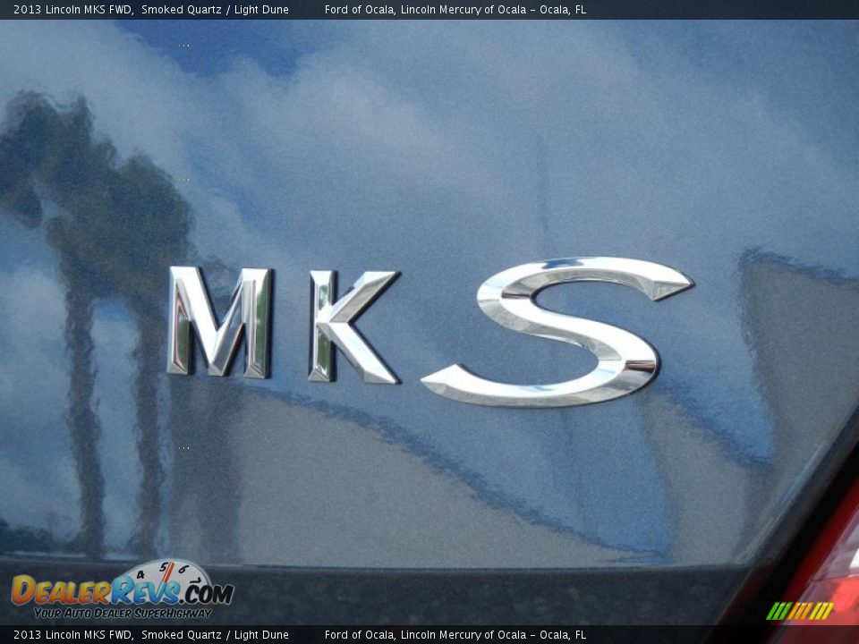 2013 Lincoln MKS FWD Logo Photo #4