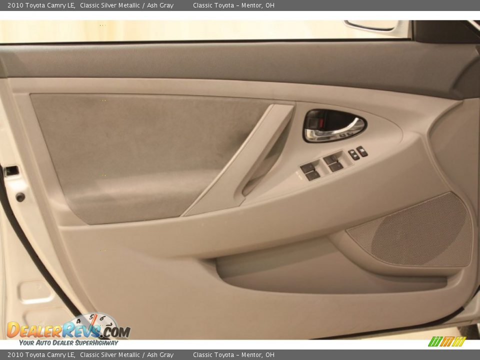 2010 Toyota Camry LE Classic Silver Metallic / Ash Gray Photo #4