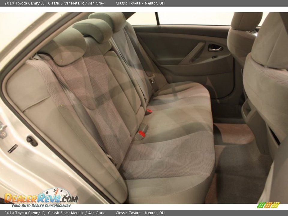 2010 Toyota Camry LE Classic Silver Metallic / Ash Gray Photo #11