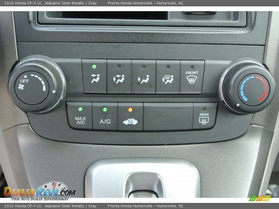 Controls of 2010 Honda CR-V LX Photo #13