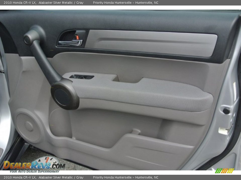 Door Panel of 2010 Honda CR-V LX Photo #20