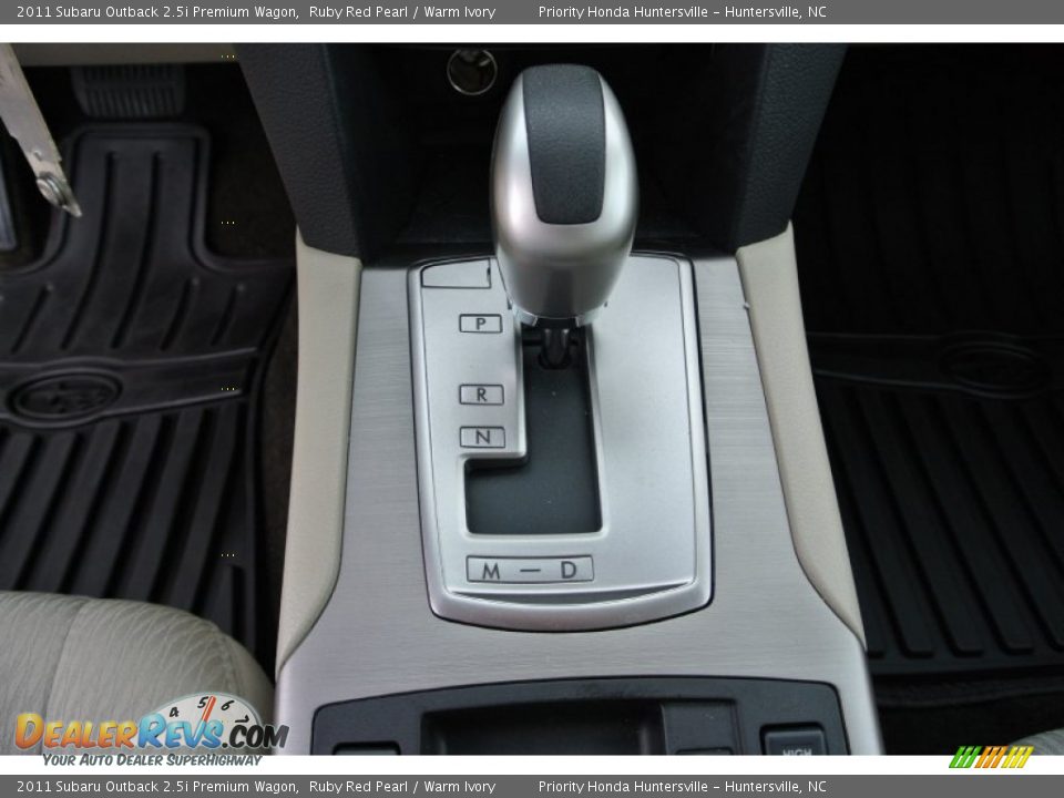 2011 Subaru Outback 2.5i Premium Wagon Ruby Red Pearl / Warm Ivory Photo #15