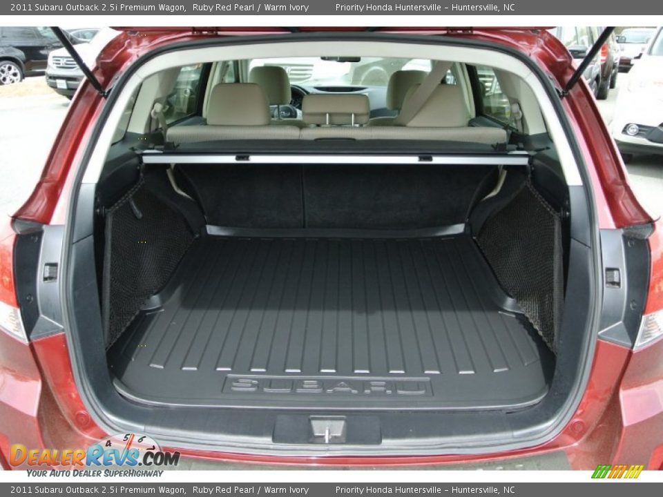 2011 Subaru Outback 2.5i Premium Wagon Ruby Red Pearl / Warm Ivory Photo #22