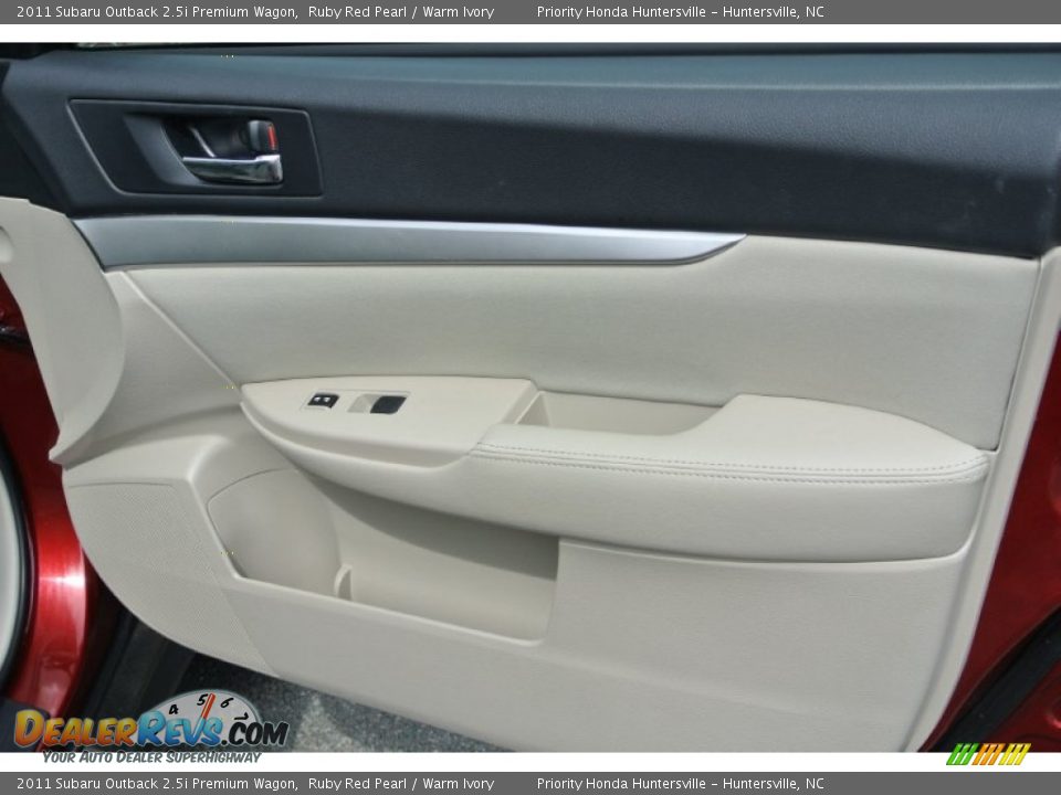 2011 Subaru Outback 2.5i Premium Wagon Ruby Red Pearl / Warm Ivory Photo #24