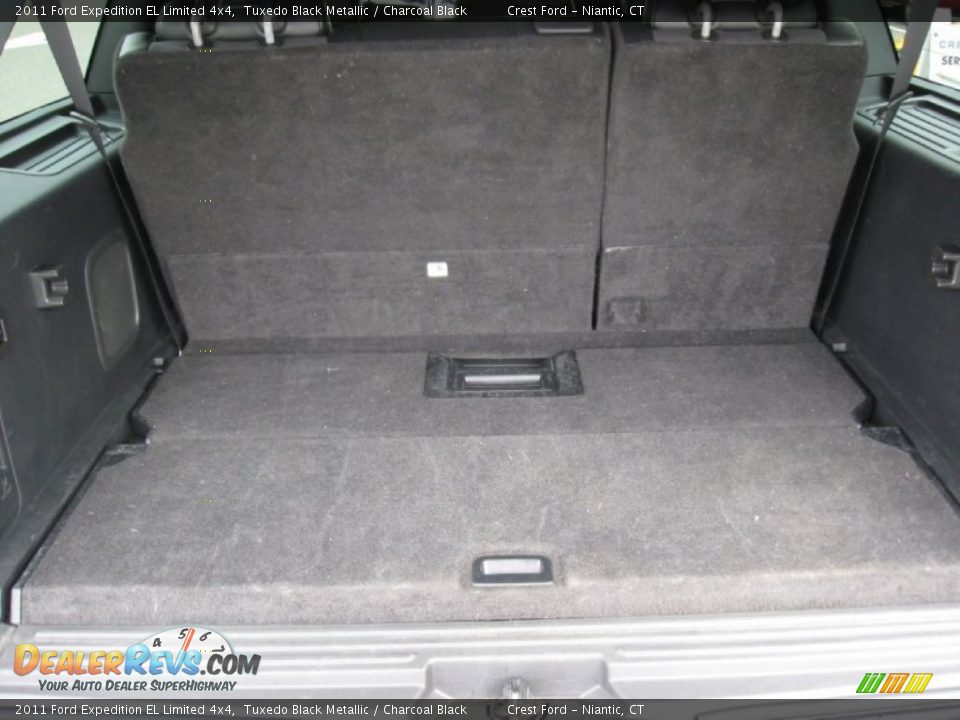 2011 Ford Expedition EL Limited 4x4 Tuxedo Black Metallic / Charcoal Black Photo #9