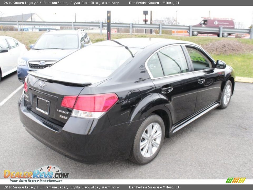 2010 Subaru Legacy 2.5i Premium Sedan Crystal Black Silica / Warm Ivory Photo #6