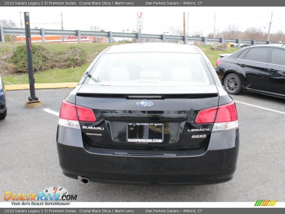 2010 Subaru Legacy 2.5i Premium Sedan Crystal Black Silica / Warm Ivory Photo #7