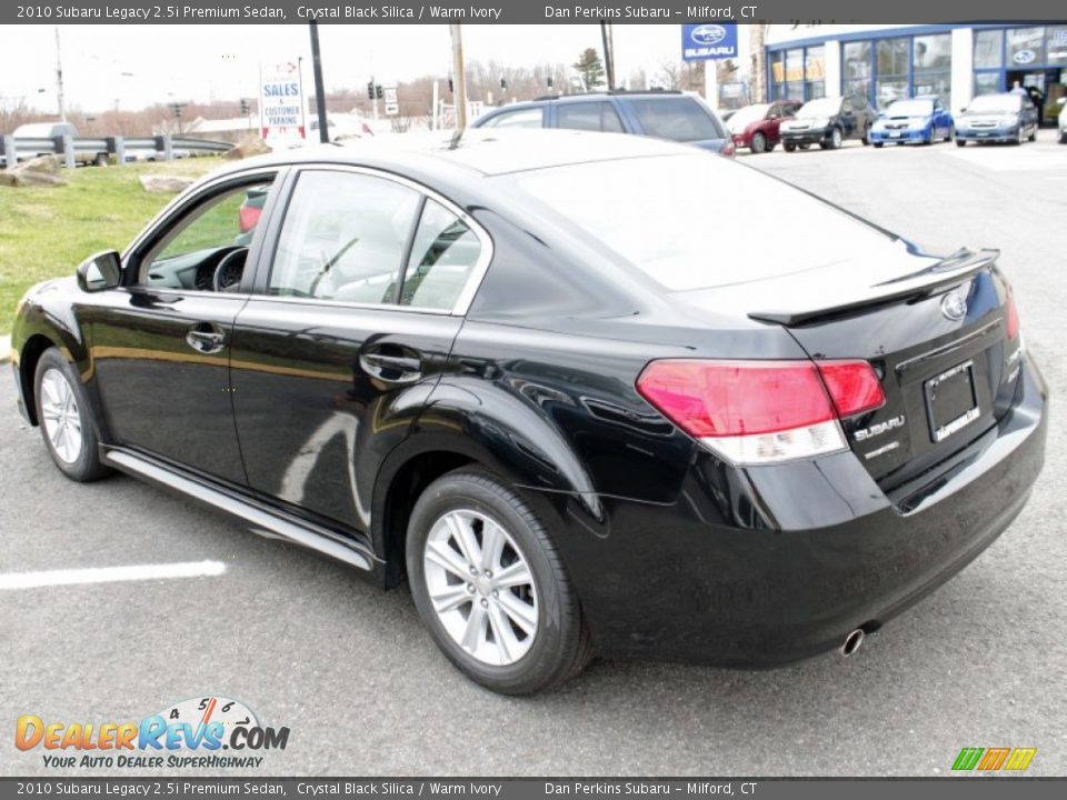 2010 Subaru Legacy 2.5i Premium Sedan Crystal Black Silica / Warm Ivory Photo #9