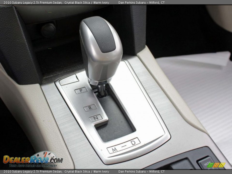 2010 Subaru Legacy 2.5i Premium Sedan Crystal Black Silica / Warm Ivory Photo #14