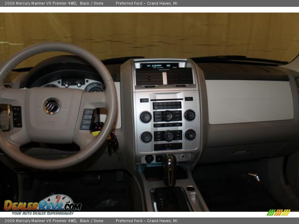 2009 Mercury Mariner V6 Premier 4WD Black / Stone Photo #19