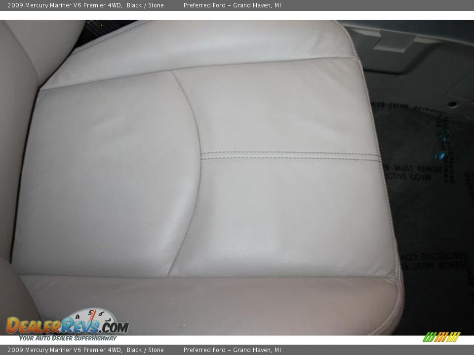 2009 Mercury Mariner V6 Premier 4WD Black / Stone Photo #29