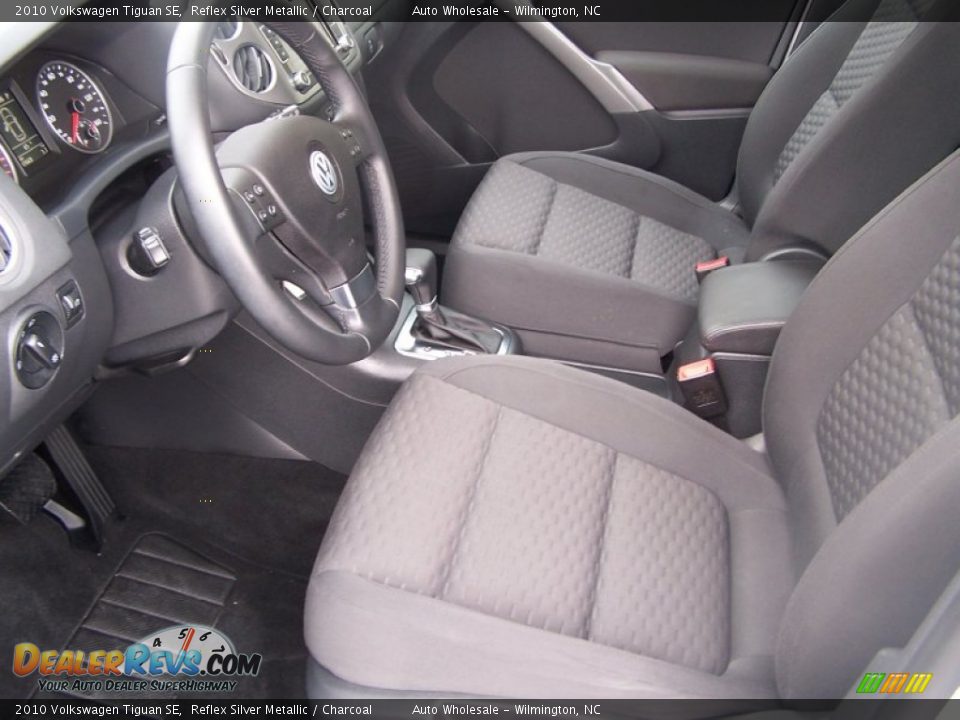 2010 Volkswagen Tiguan SE Reflex Silver Metallic / Charcoal Photo #11