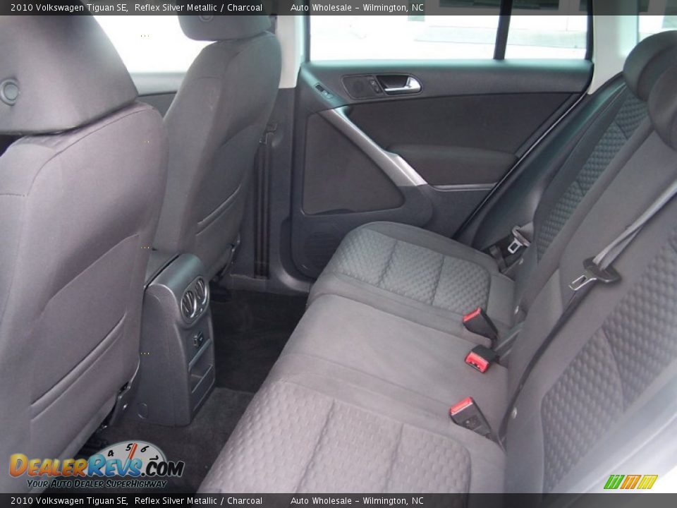 2010 Volkswagen Tiguan SE Reflex Silver Metallic / Charcoal Photo #12