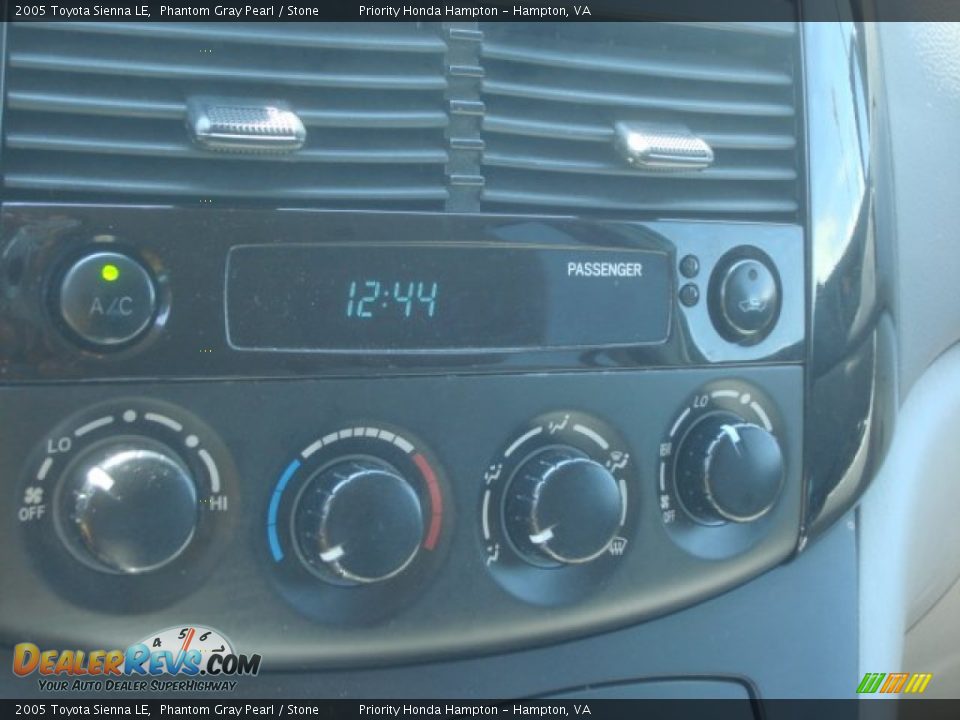 2005 Toyota Sienna LE Phantom Gray Pearl / Stone Photo #19