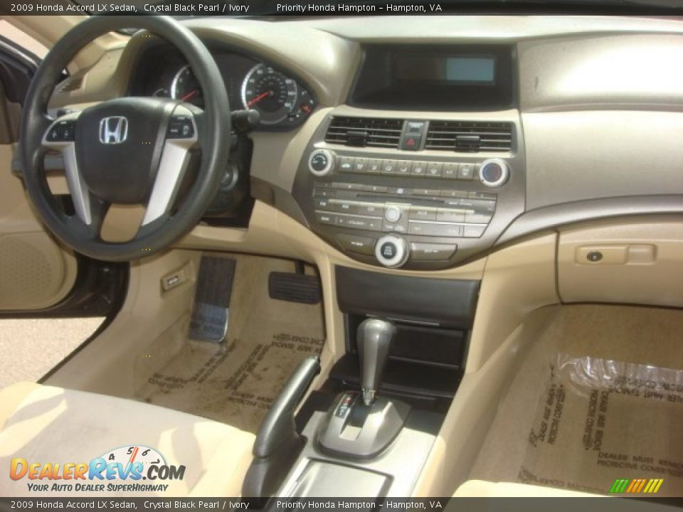 2009 Honda Accord LX Sedan Crystal Black Pearl / Ivory Photo #11