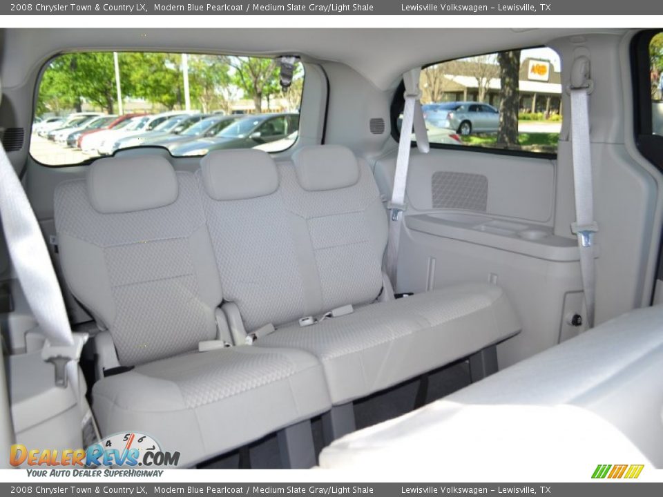 2008 Chrysler Town & Country LX Modern Blue Pearlcoat / Medium Slate Gray/Light Shale Photo #12
