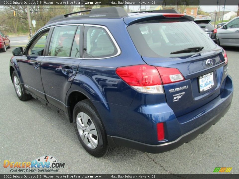 2011 Subaru Outback 2.5i Wagon Azurite Blue Pearl / Warm Ivory Photo #8