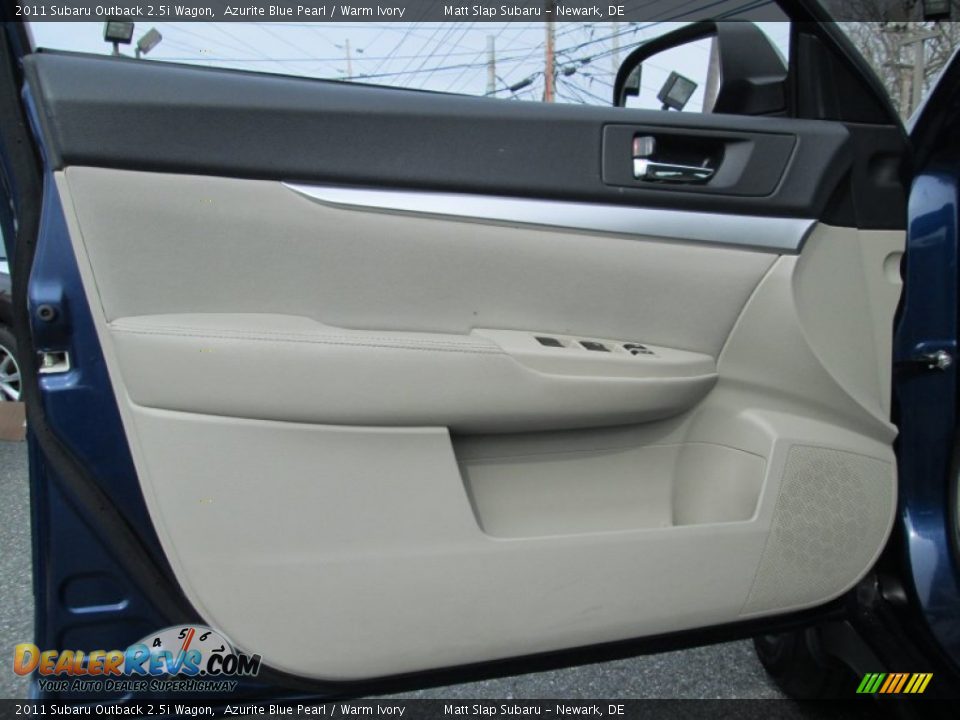 2011 Subaru Outback 2.5i Wagon Azurite Blue Pearl / Warm Ivory Photo #12
