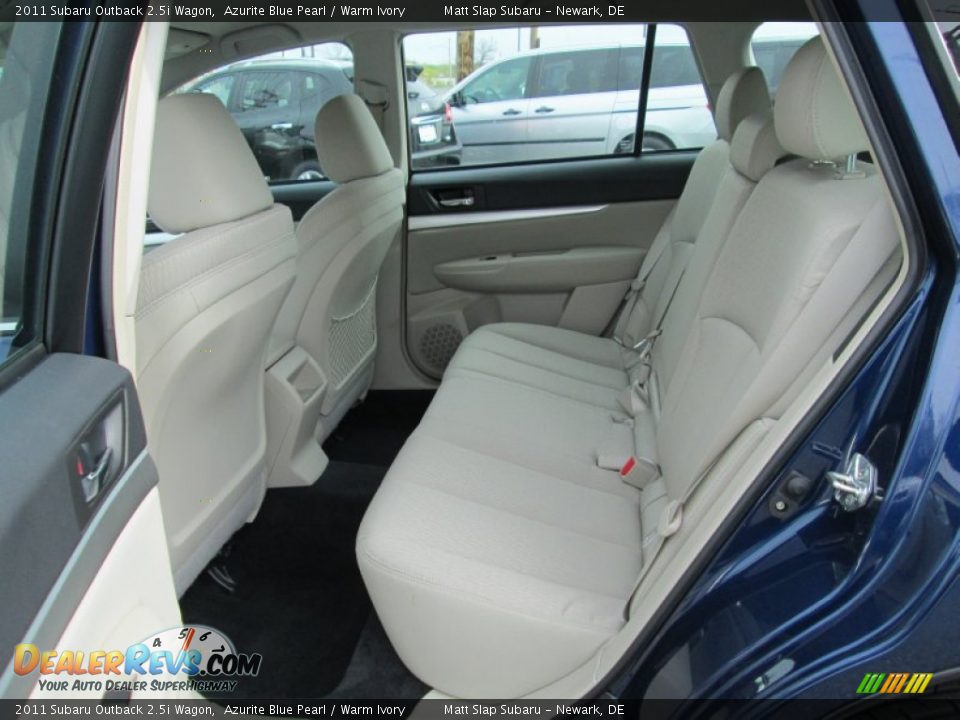 2011 Subaru Outback 2.5i Wagon Azurite Blue Pearl / Warm Ivory Photo #19