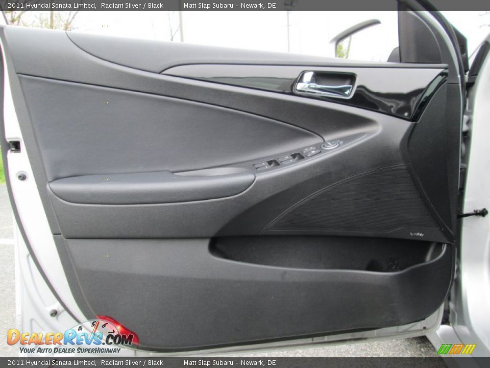 Door Panel of 2011 Hyundai Sonata Limited Photo #12