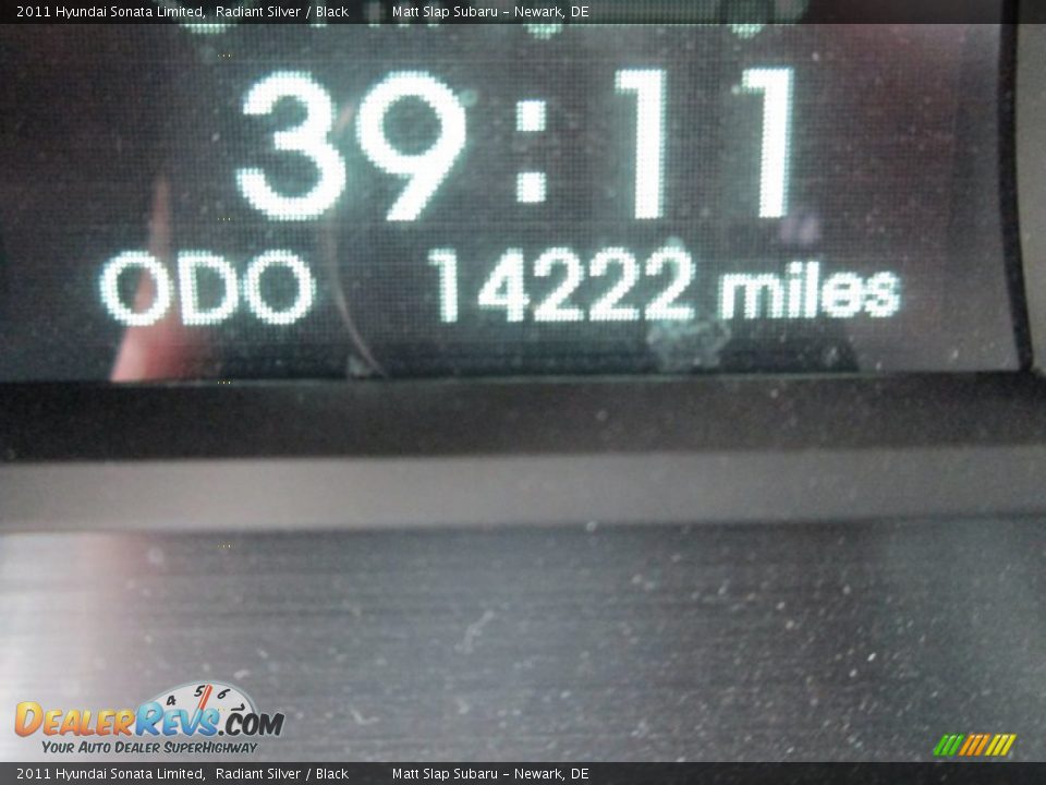 2011 Hyundai Sonata Limited Radiant Silver / Black Photo #26