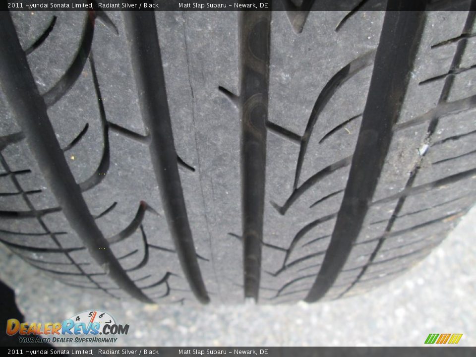 2011 Hyundai Sonata Limited Radiant Silver / Black Photo #28